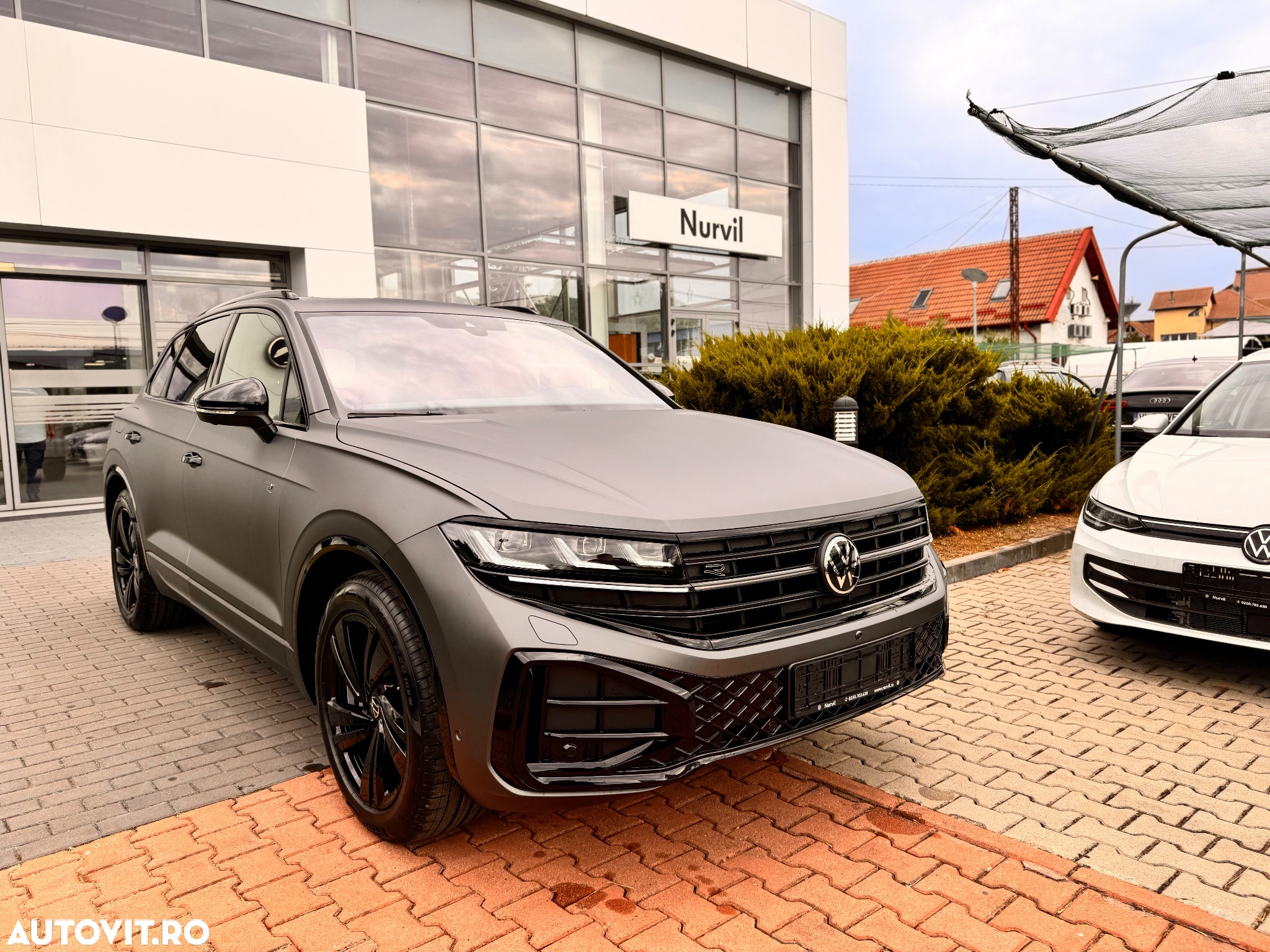 Volkswagen Touareg V6 TDI 4MOTION R-Line - 14