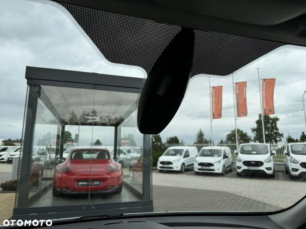 Ford Transit Connect - 23