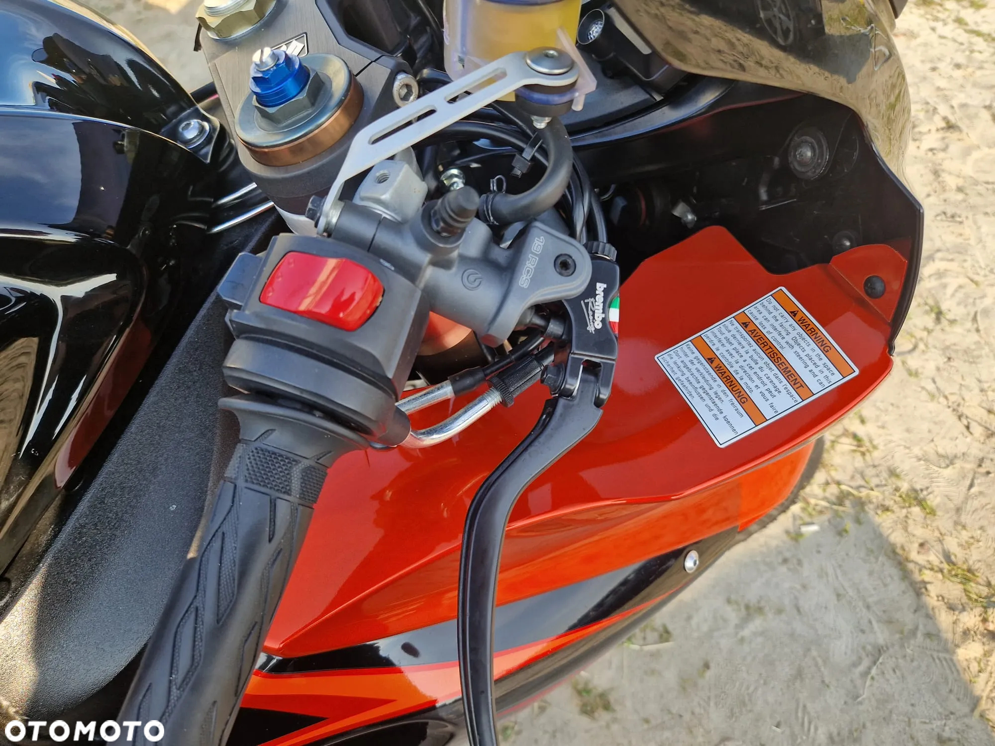 Suzuki GSX-R - 16