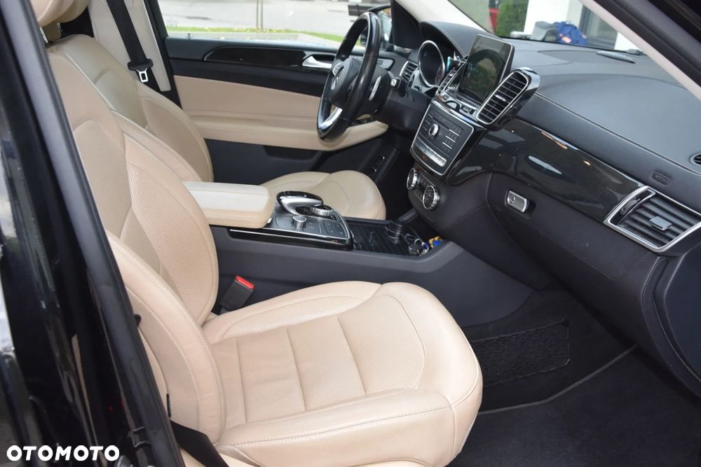 Mercedes-Benz GLS 350 d 4-Matic - 19