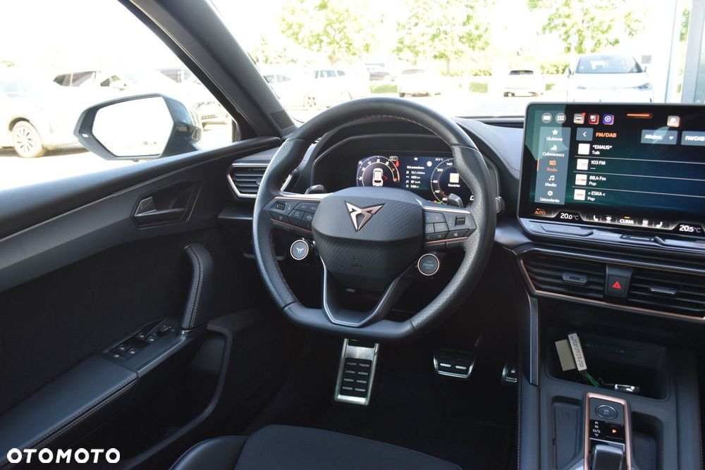 Cupra Leon 1.5 eTSI DSG - 11