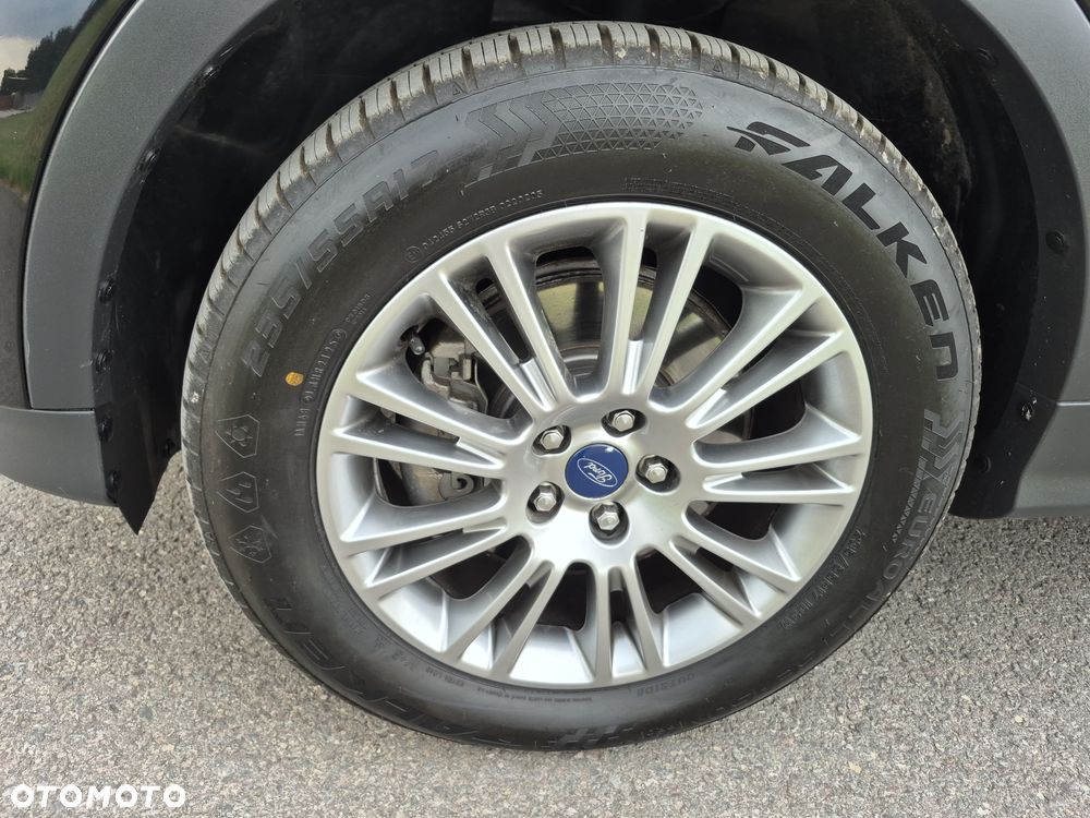 Ford Kuga 2.0 TDCi 2x4 Titanium - 28