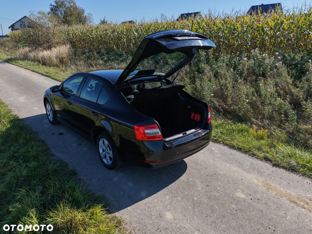 Skoda Octavia 1.5 TSI ACT Business - 25