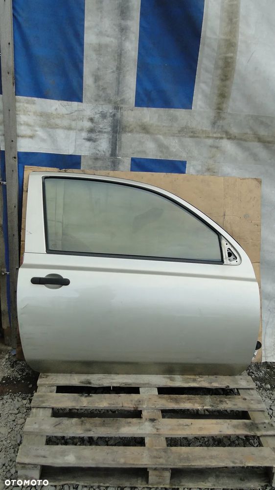 NISSAN MICRA K12 DRZWI PRAWE KOMPLETNE 3D EUROPA - 1