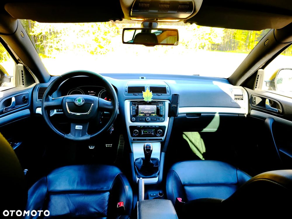 Skoda Octavia 2.0 TFSI RS - 3