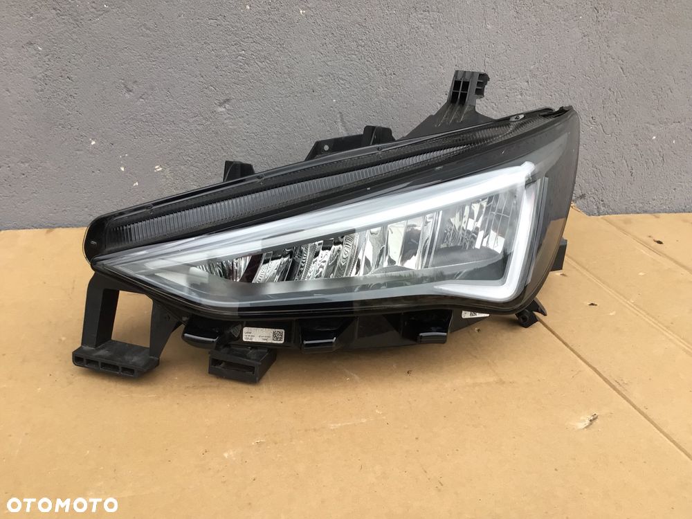 Lampa przednia lewa Cupra Born Full Led - 1