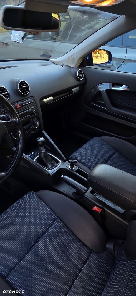 Audi A3 3-drzwiowe 1.6 Ambition - 6