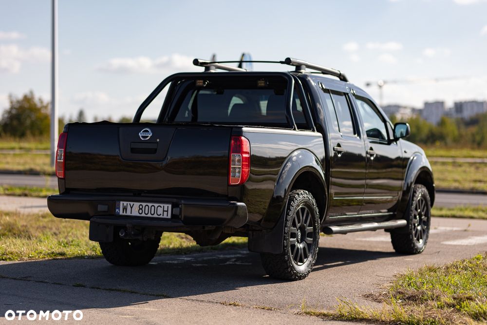 Nissan Navara 2.5 TDi Sport / LE - 8