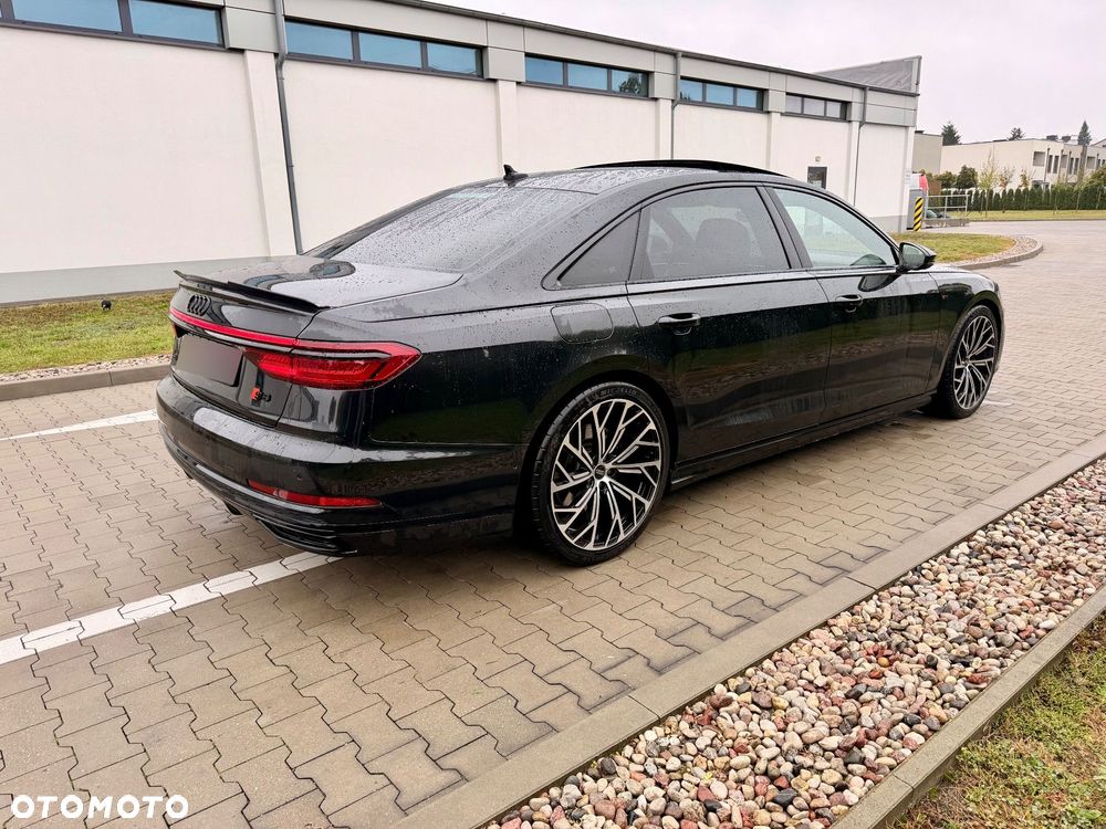 Audi A8 2020 photo 4