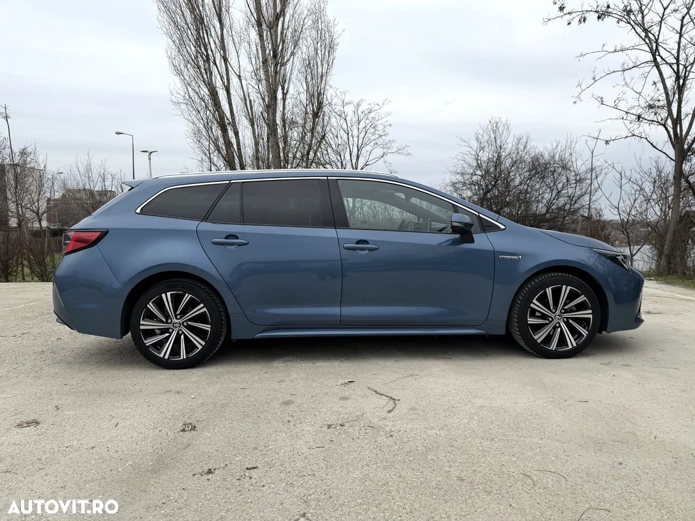 Toyota Corolla 1.8 HSD Business - 6