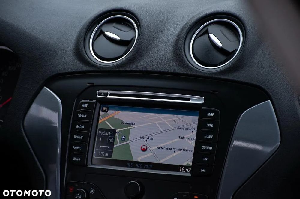 Ford Mondeo 2.0 TDCI Business Edition - 31