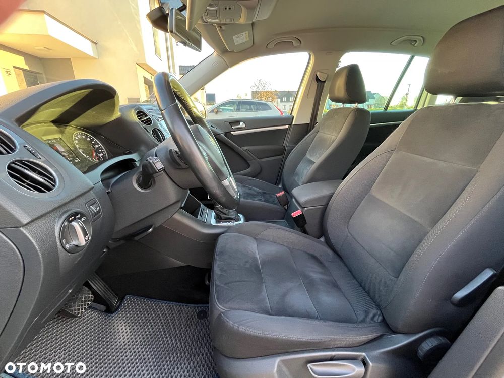 Volkswagen Tiguan 2.0 TDI 4Mot Sport&Style DSG - 9