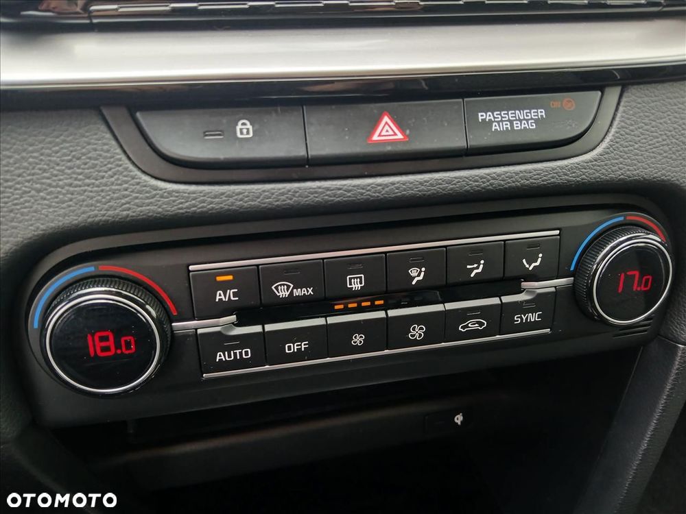 Kia XCeed 1.5 T-GDI M DCT - 16