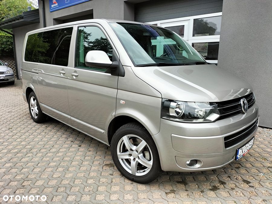 Volkswagen Multivan - 2
