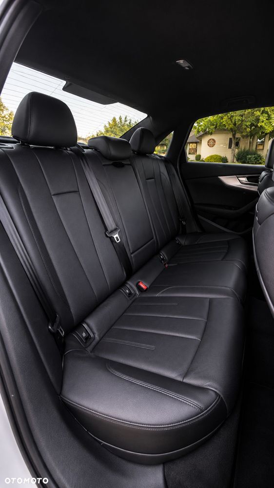 Audi A4 Limousine 2.0 TFSI Quattro S tronic - 16