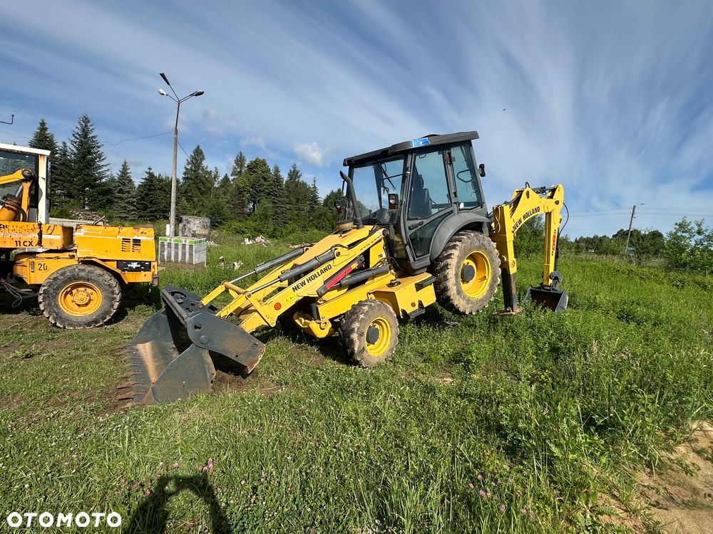 New Holland B80b  SS - 3