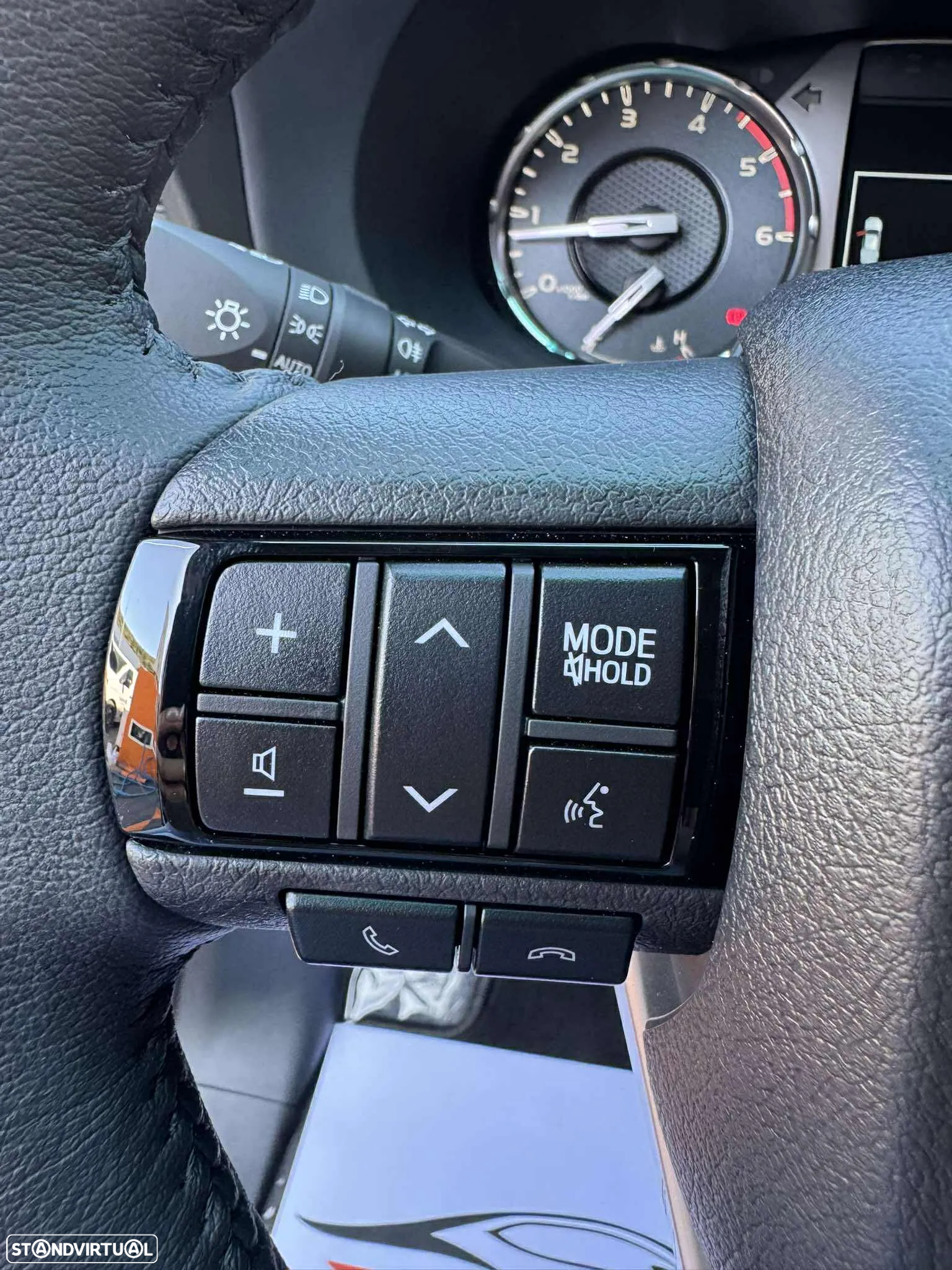 Toyota Hilux 2.4 D-4D 4WD Tracker - 10