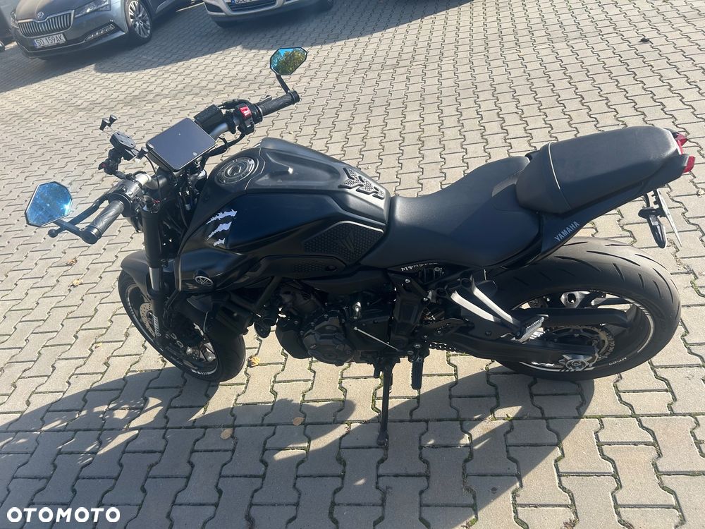 Yamaha MT - 6