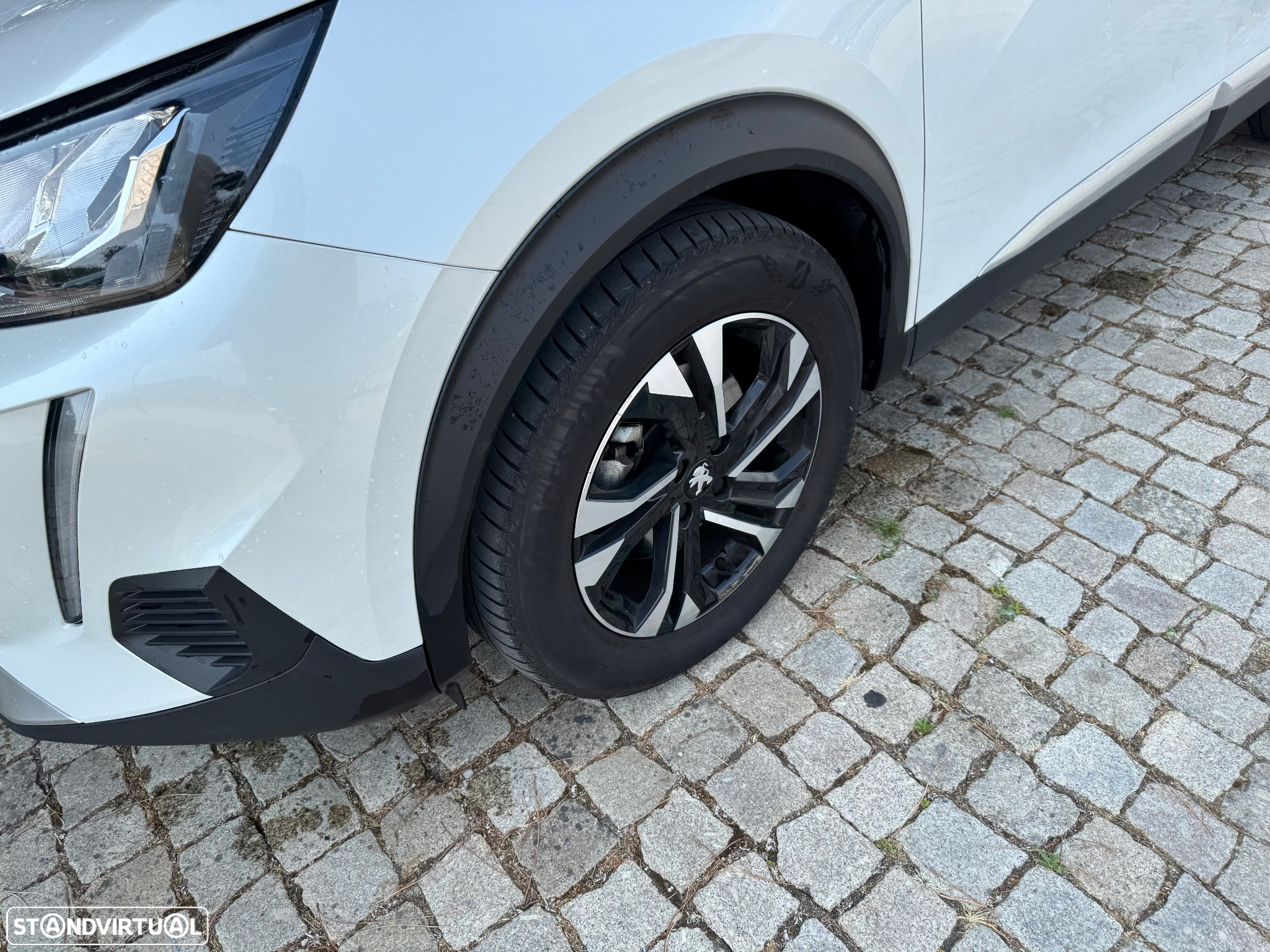 Peugeot e-2008 50 kWh Active Pack - 15