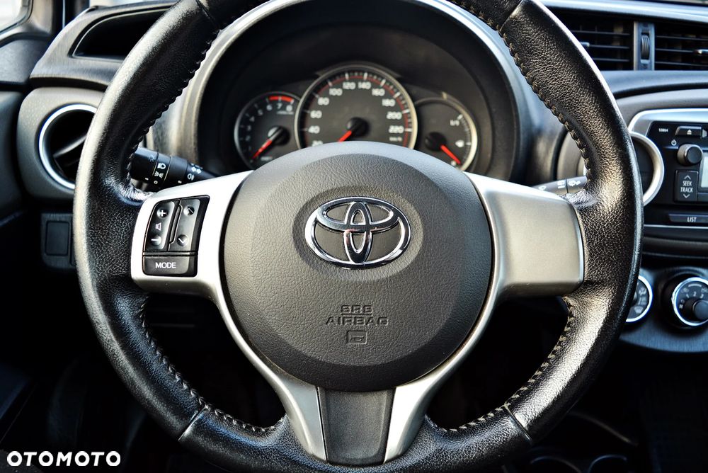 Toyota Yaris 1.0 Active - 11