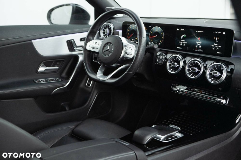 Mercedes-Benz CLA 200 AMG Line 7G-DCT - 27