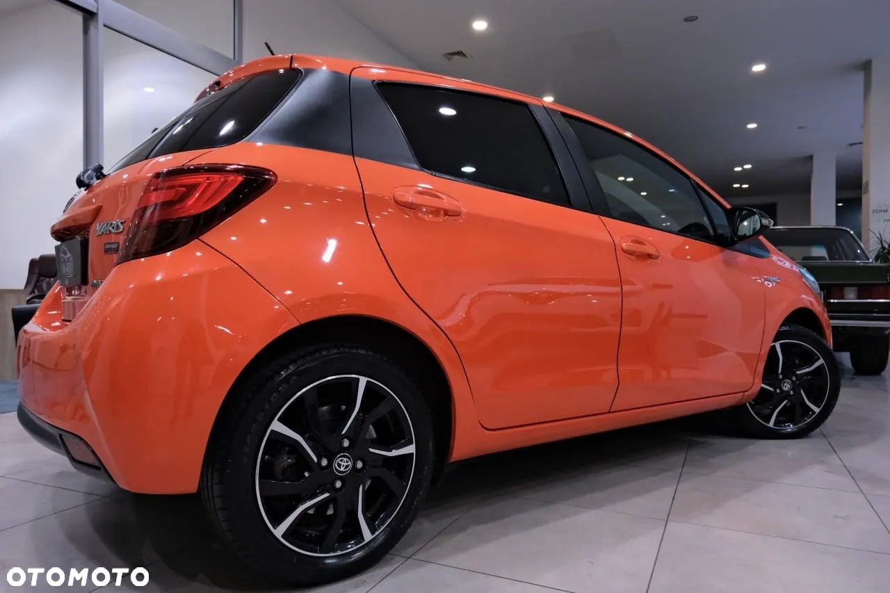 Toyota Yaris - 12
