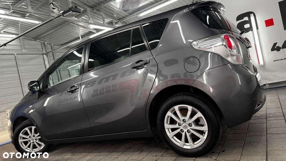 Toyota Verso - 12