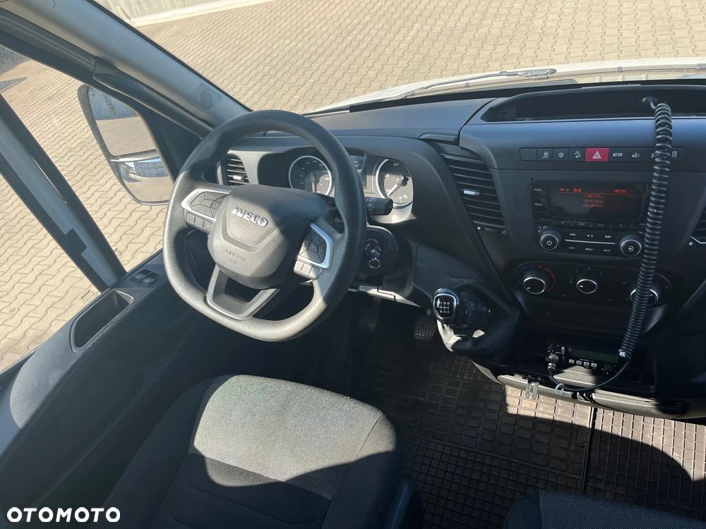 Iveco 50C/MR - 8