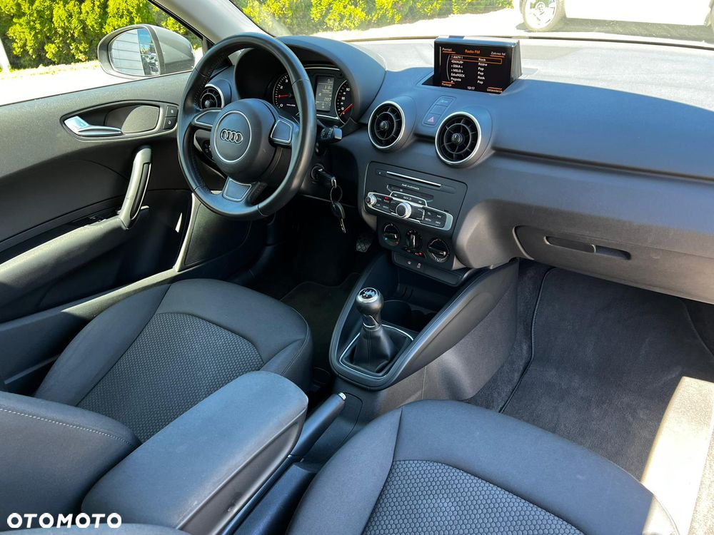 Audi A1 3-drzwiowe 1.0 TFSI ultra design - 15