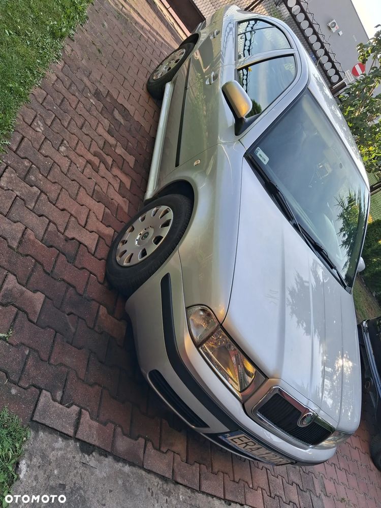 Skoda Octavia 1.9 TDI Tour Plus - 11