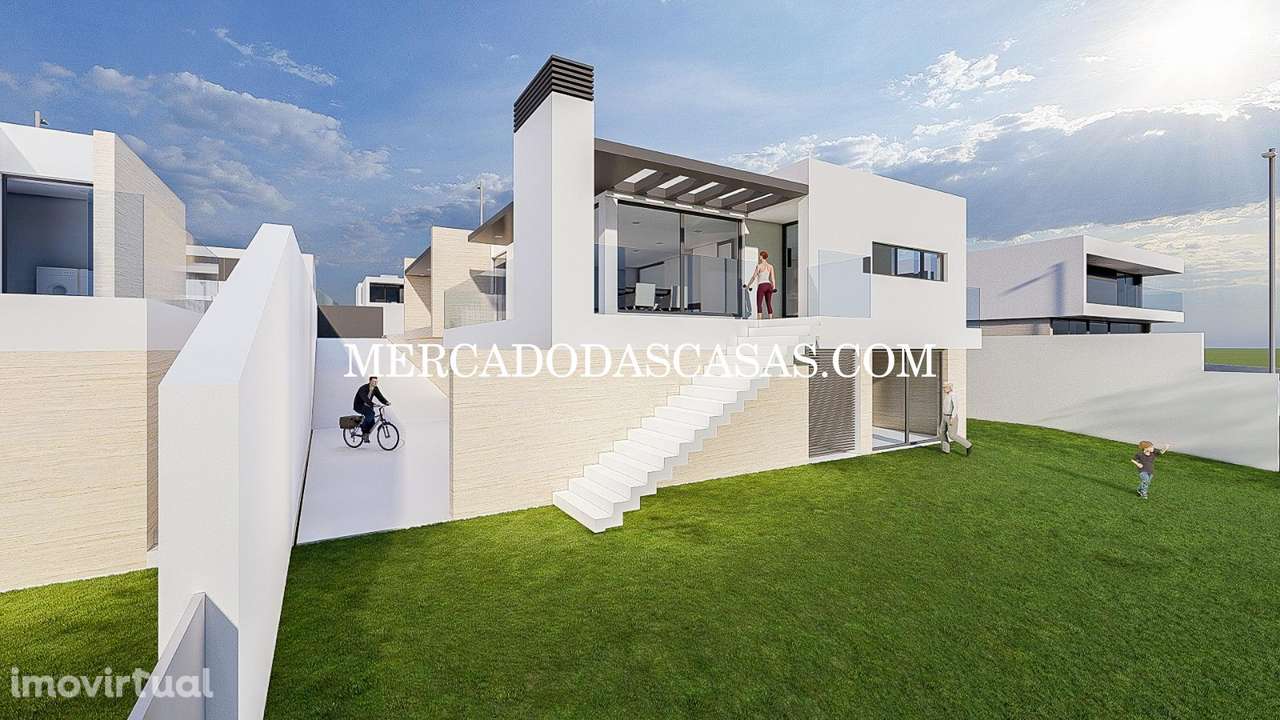 Moradia Isolada T4 em São Felix da Marinha - Grande imagem: 4/13