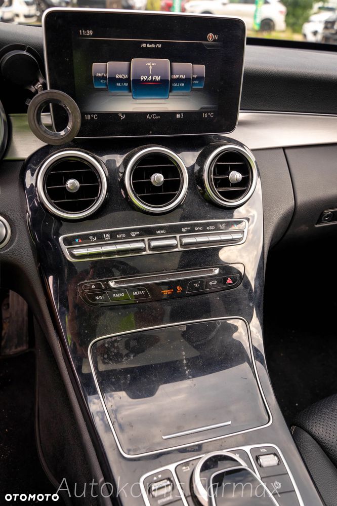 Mercedes-Benz Klasa C 300 9G-TRONIC - 18