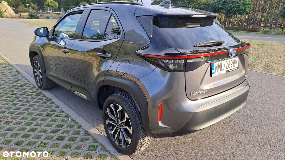 Toyota Yaris Cross Hybrid 1.5 Premiere Edition - 3
