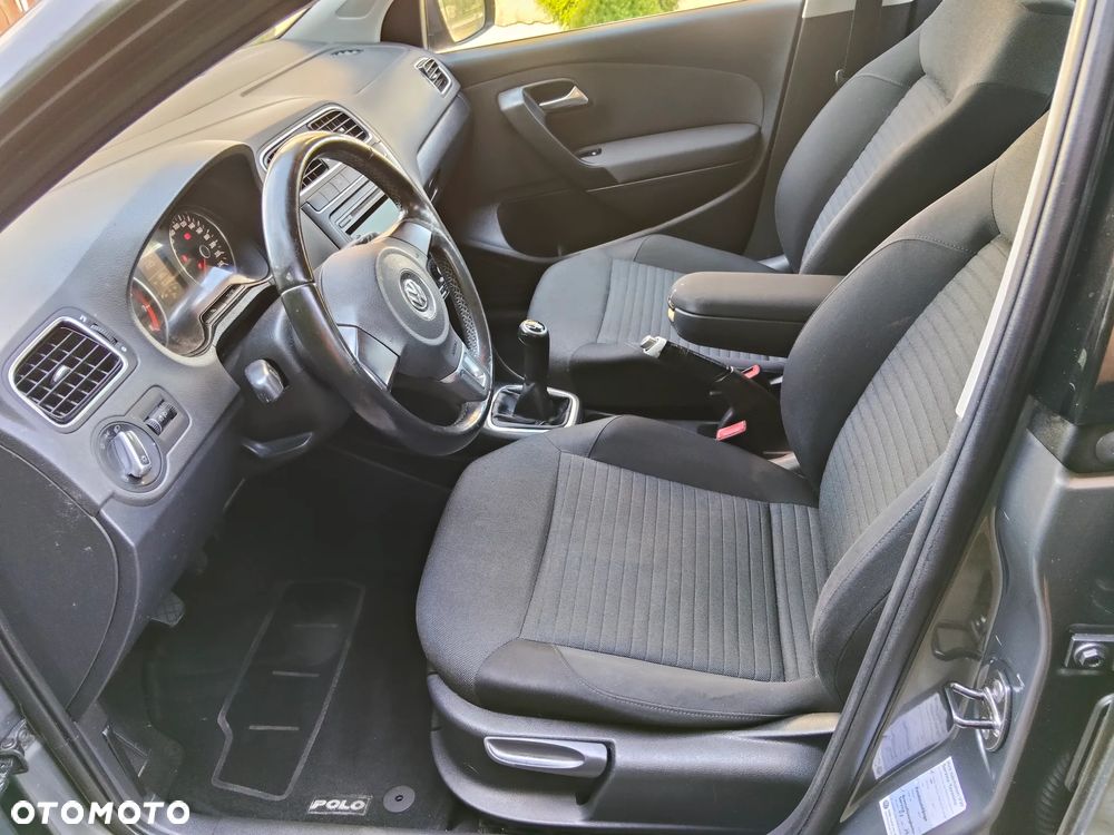 Volkswagen Polo 1.2 Comfortline - 20