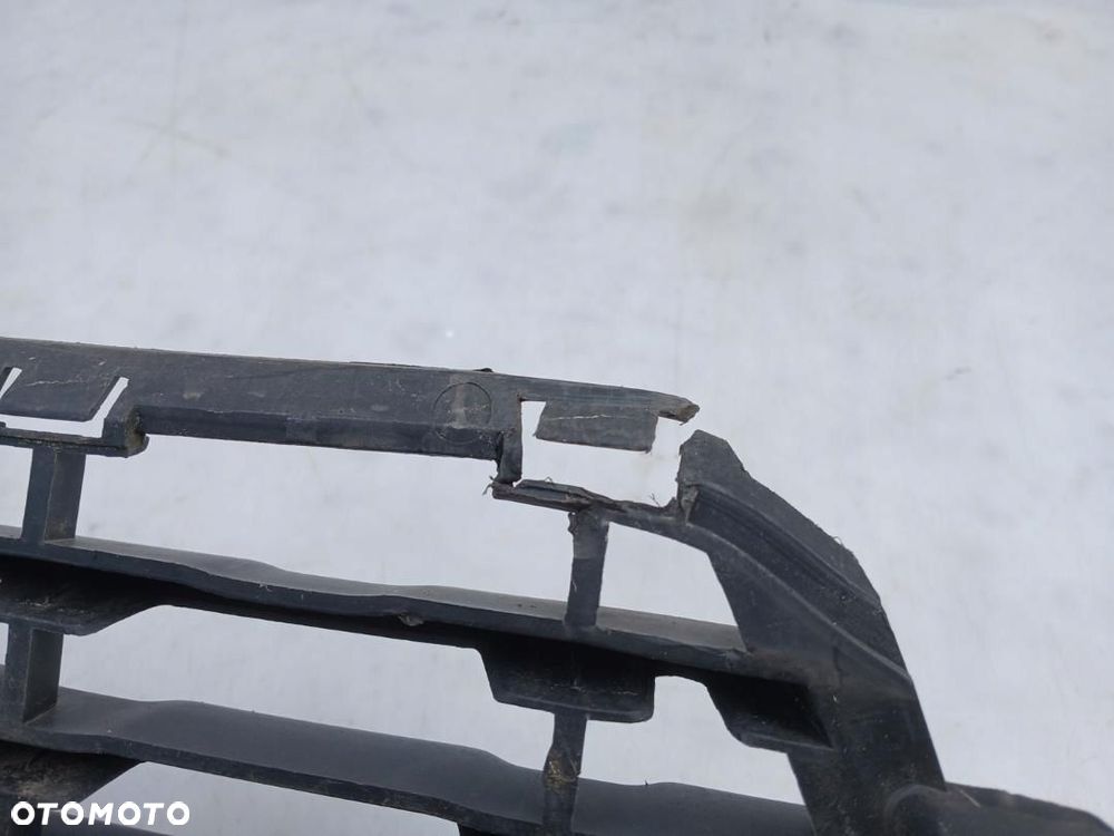 KRATKA KRATKA W ZDERZAK DOLNA CITROEN C3 PICASSO 99831L01 - 3