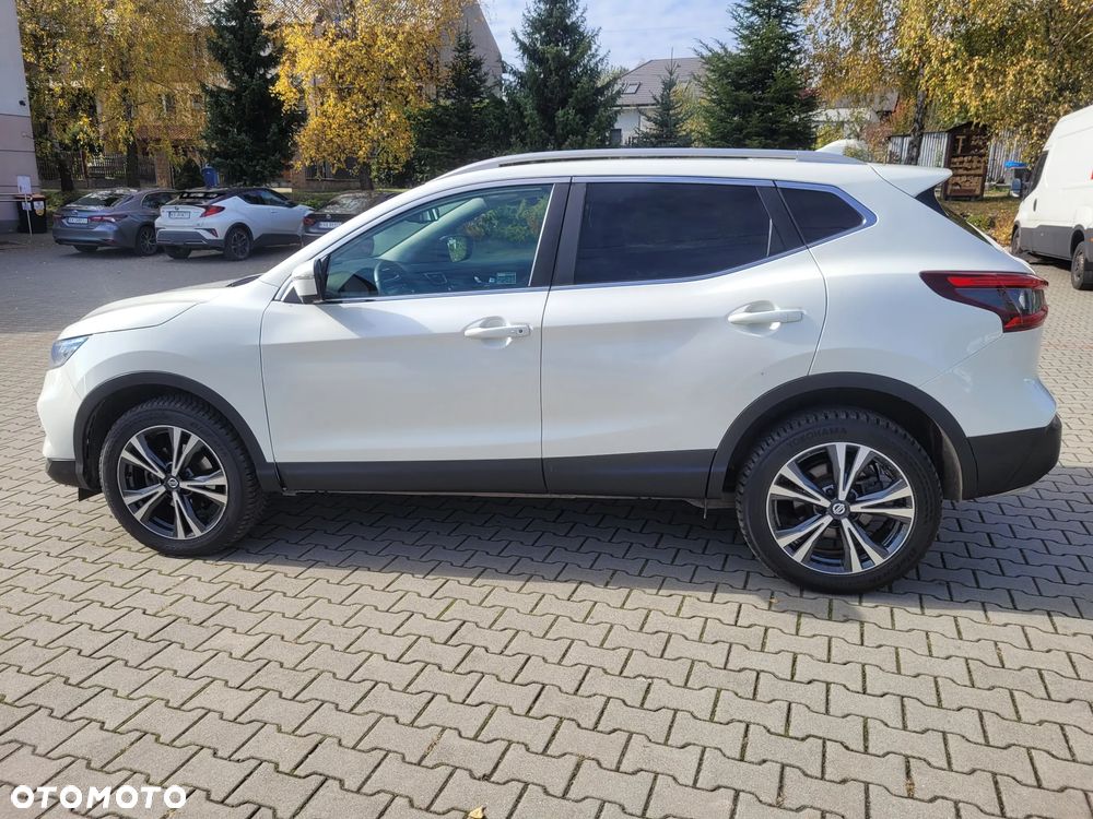 Nissan Qashqai 1.3 DIG-T N-CONNECTA - 11