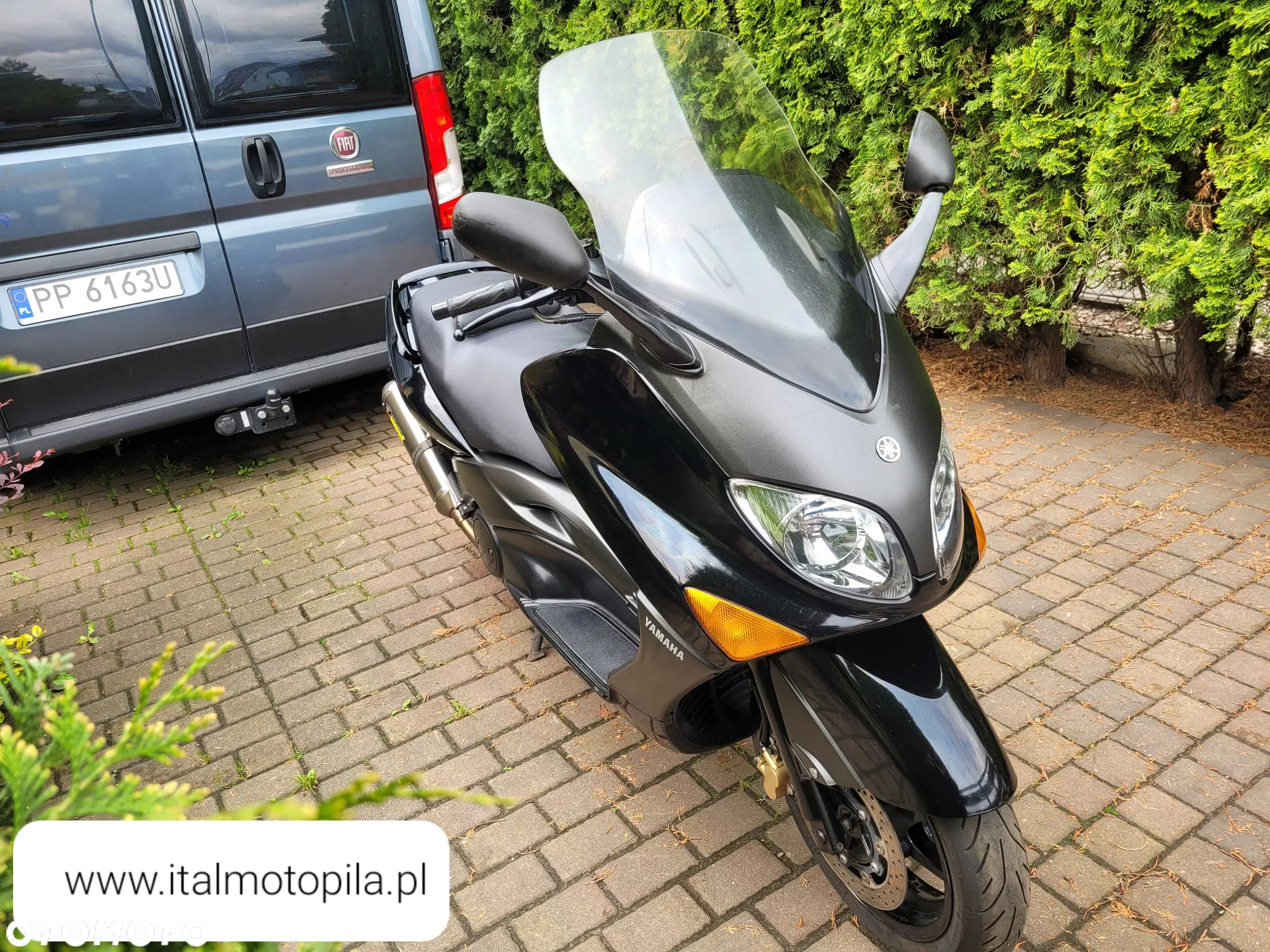 Yamaha Tmax - 17