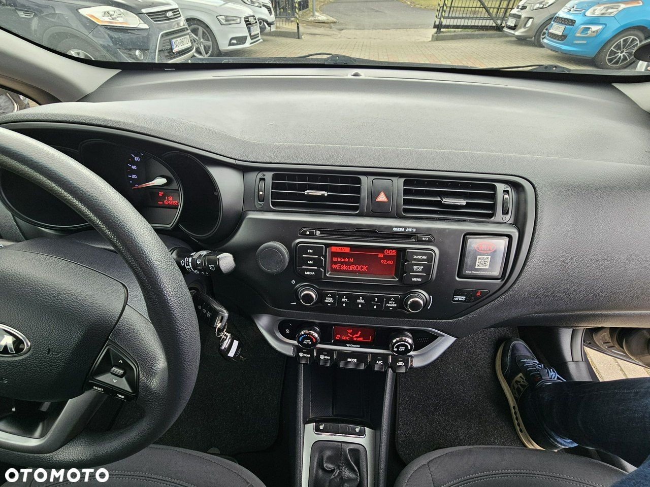 Kia Rio - 14