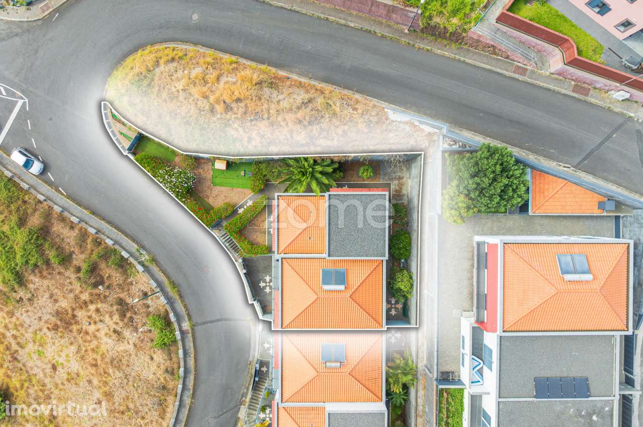 Moradia T3 Geminada - Vista Mar - Santa Cruz - Grande imagem: 2/48