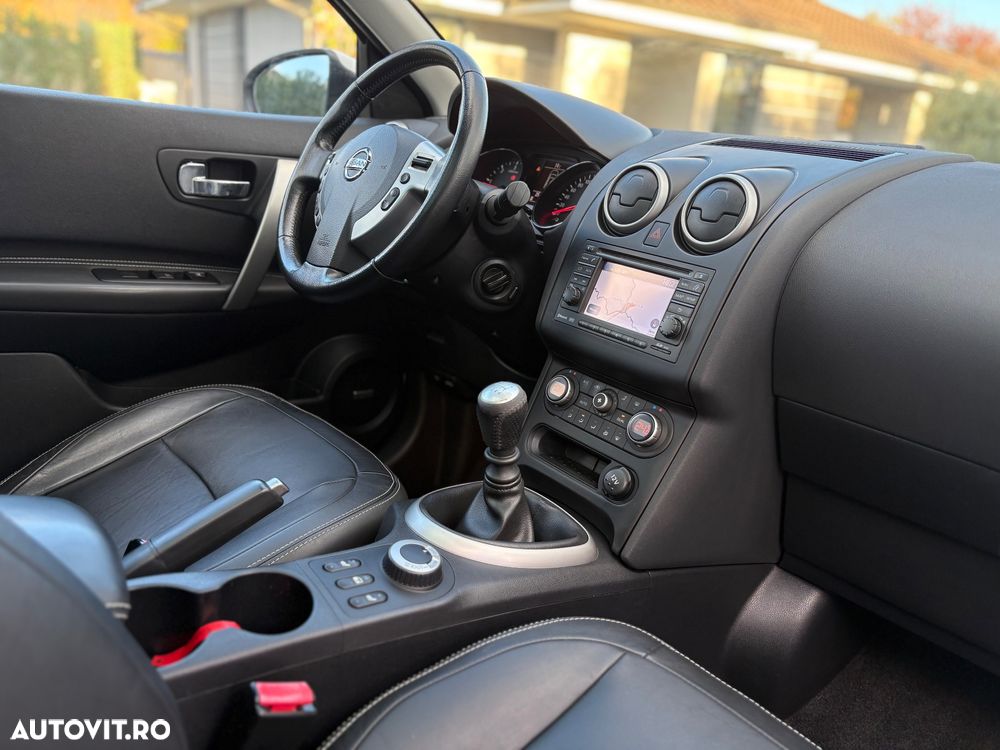 Nissan Qashqai+2 2.0 dCi DPF "All Mode 4x4" Tekna Plus - 27