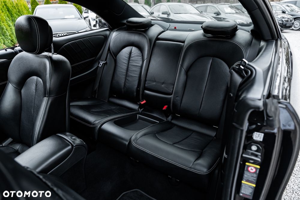 Mercedes-Benz CLK - 20