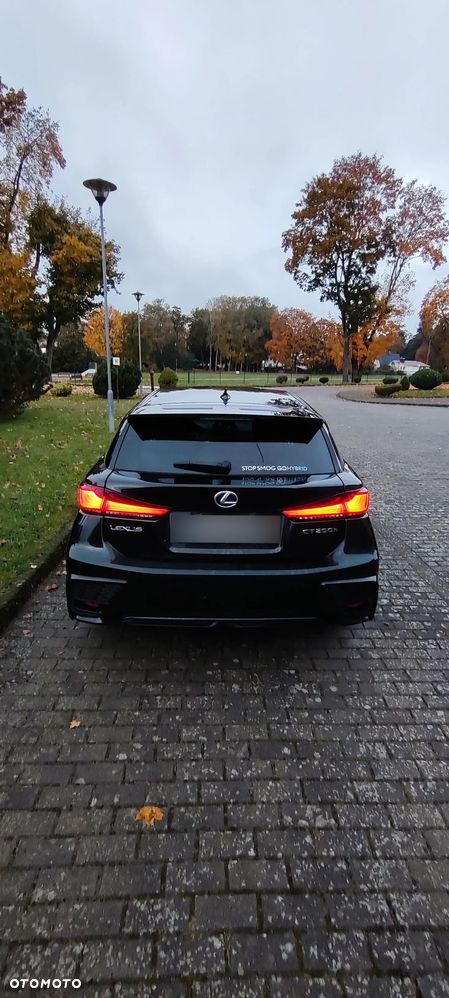 Lexus CT 200h F Sport Edition - 4