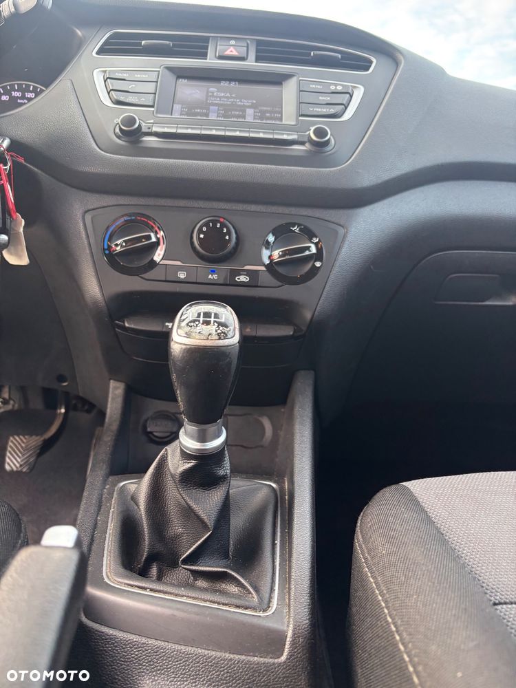 Hyundai i20 1.2 BlueDrive Classic - 23