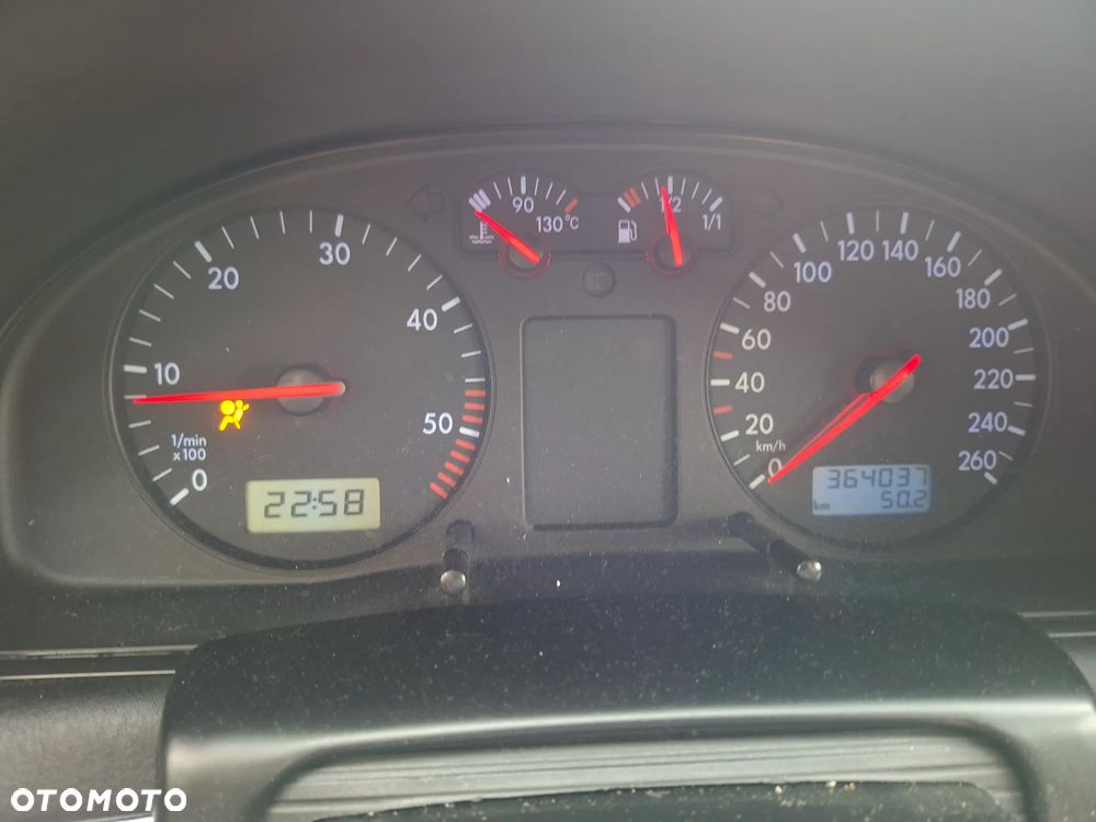 Volkswagen Passat 1.9 TDI - 9