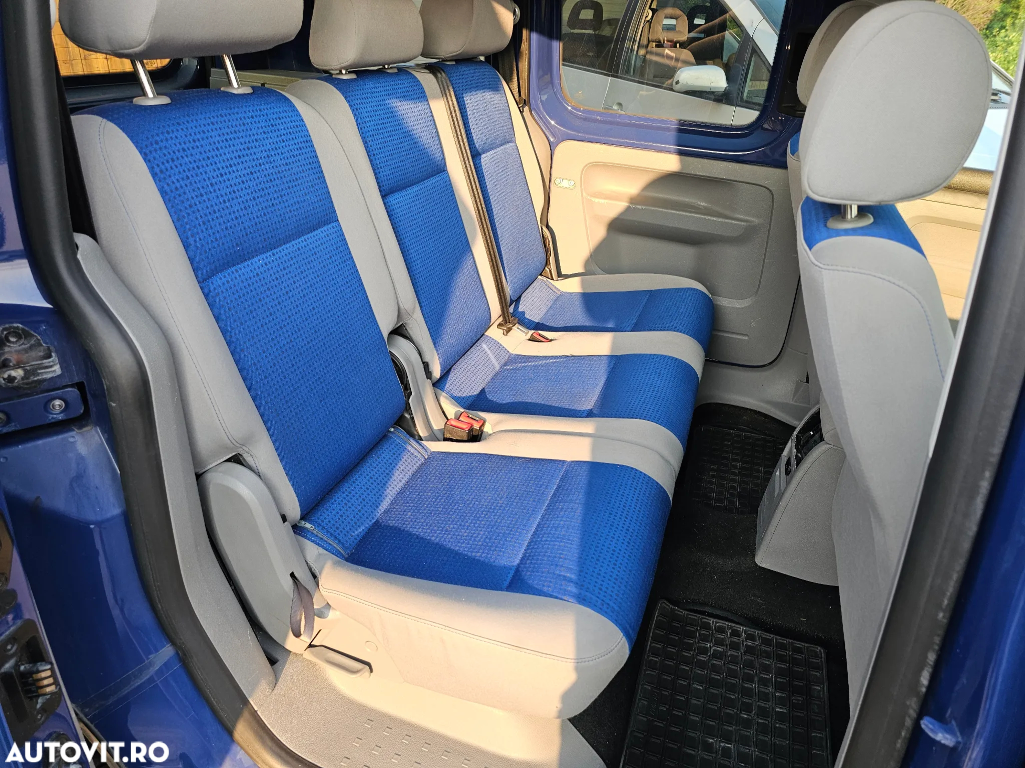 Volkswagen Caddy - 9