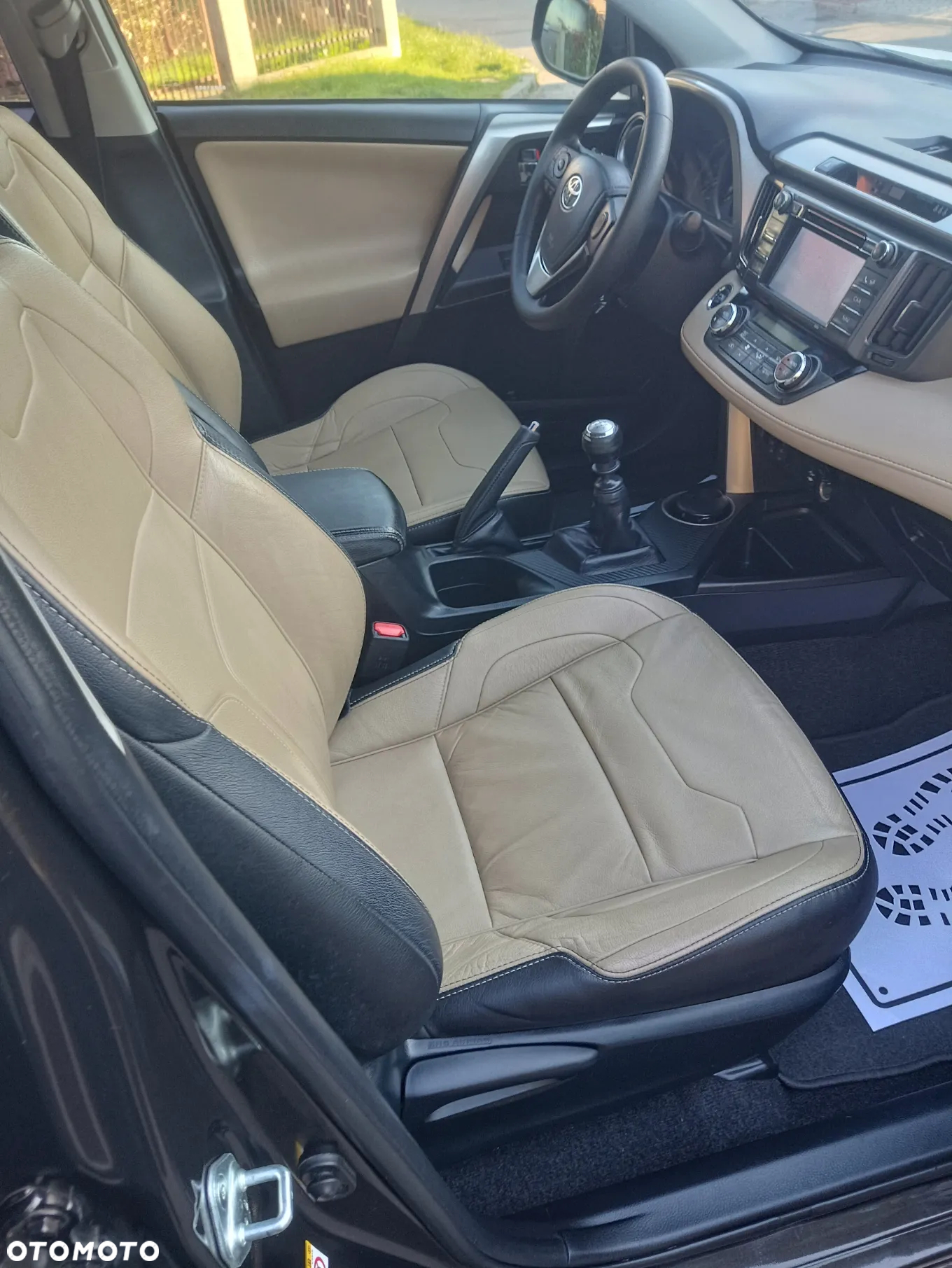 Toyota RAV4 2.0 D-4D Prestige - 10