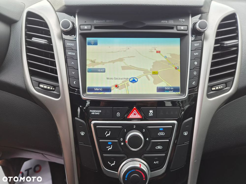 Hyundai i30 - 27