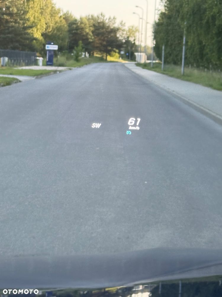 Mercedes-Benz GLC 200 4Matic 9G-TRONIC AMG Line - 8