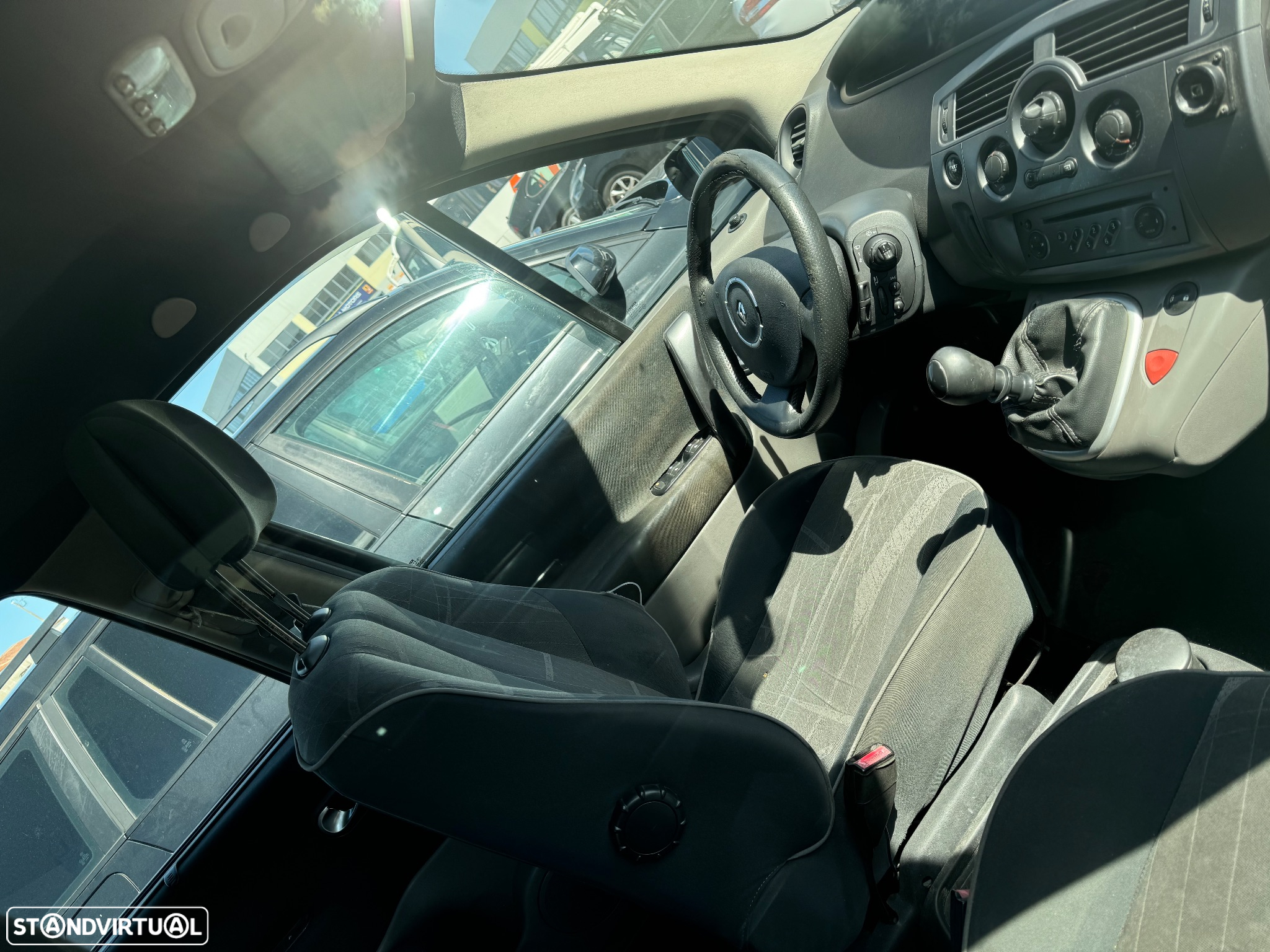 Renault Scenic 1.5 Dci de 2006 para peças - 6
