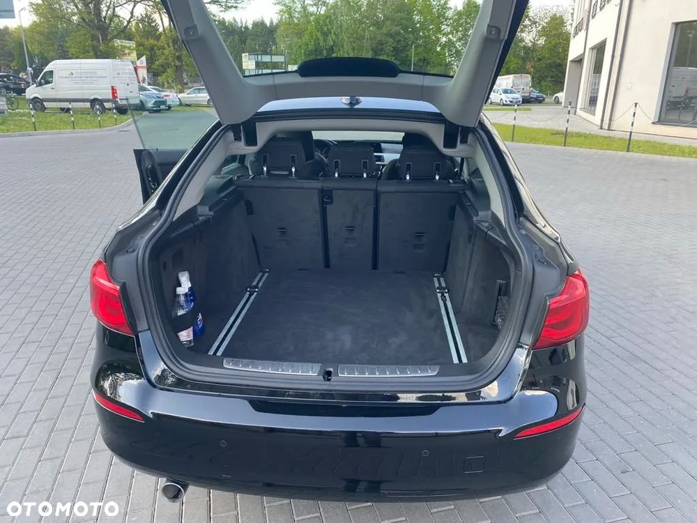 BMW 3GT 318d Advantage - 11